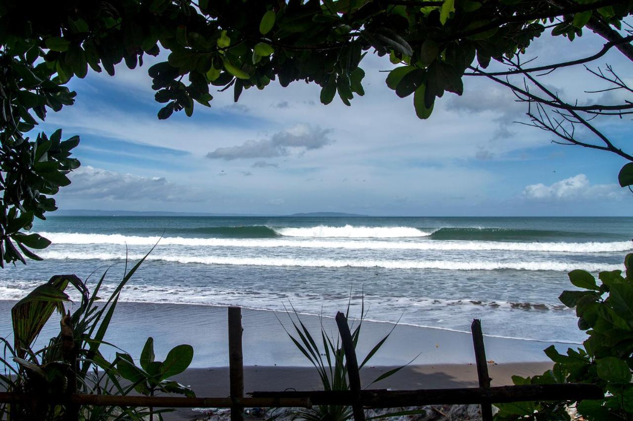 Bale Karang Cottages Batukaras ภายนอก รูปภาพ